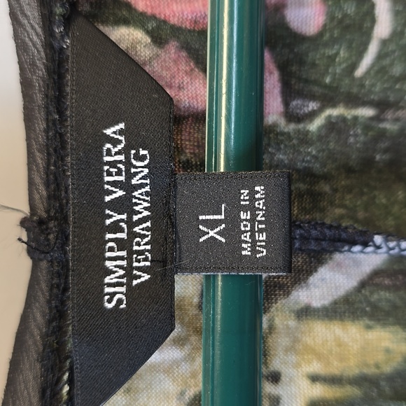 Simply Vera Top - Picture 3 of 7